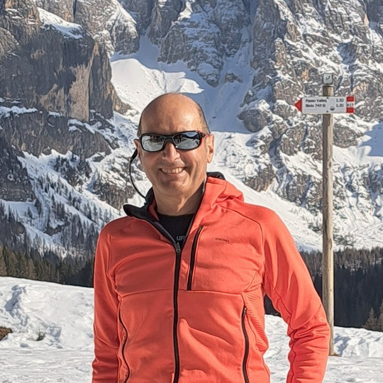 AEV Roberto Pucci